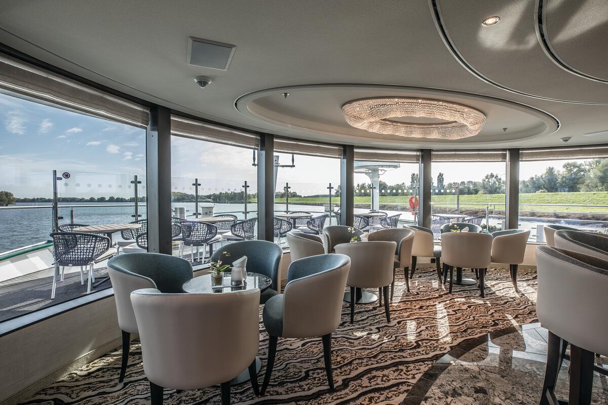 Panorama Lounge